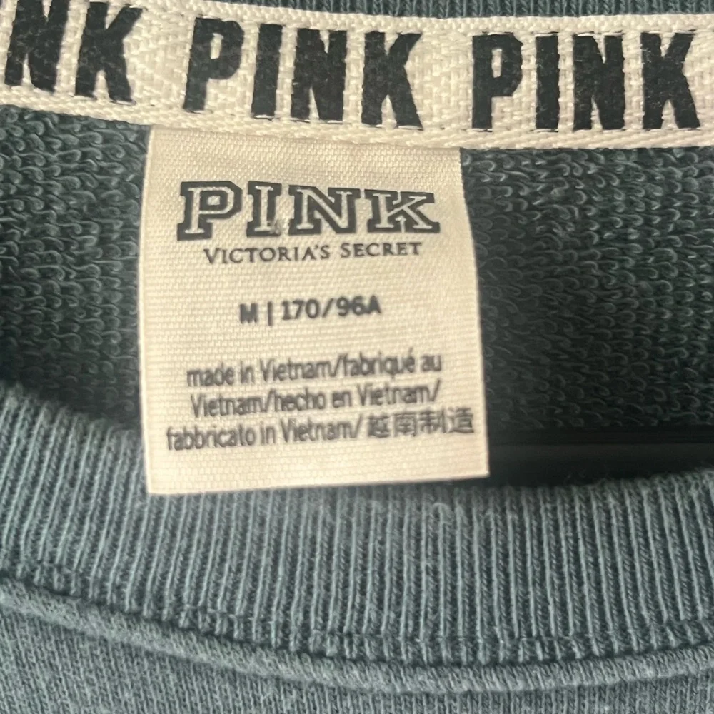 PINK Victorias Secret pink graphic